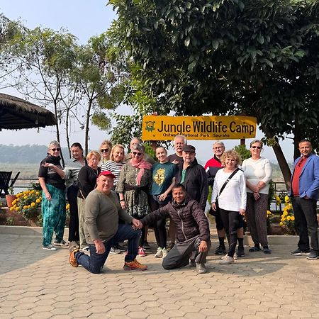 Jungle Wildlife Camp Hotel Sauraha Exterior foto