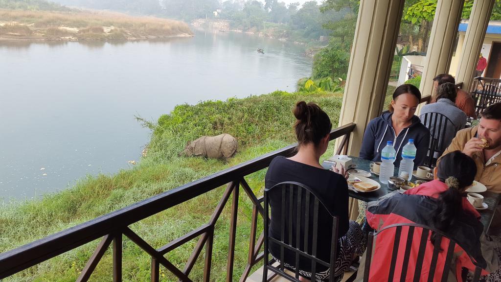 Jungle Wildlife Camp Hotel Sauraha Exterior foto